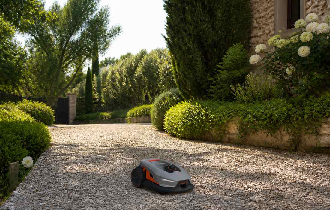 sunseeker elite x4 robotic mower gravel driveway