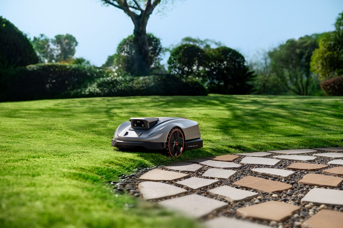 Smooth Even Cut for Lawn