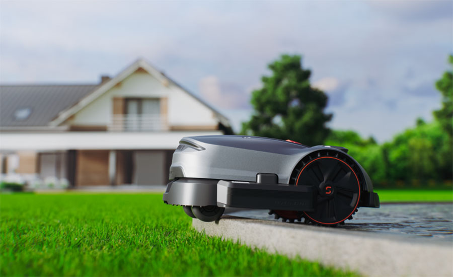 Grasmaaier voor gazononderhoud in het voorjaar