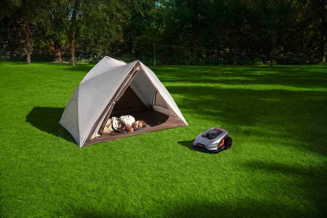 lawn mower low noise operation